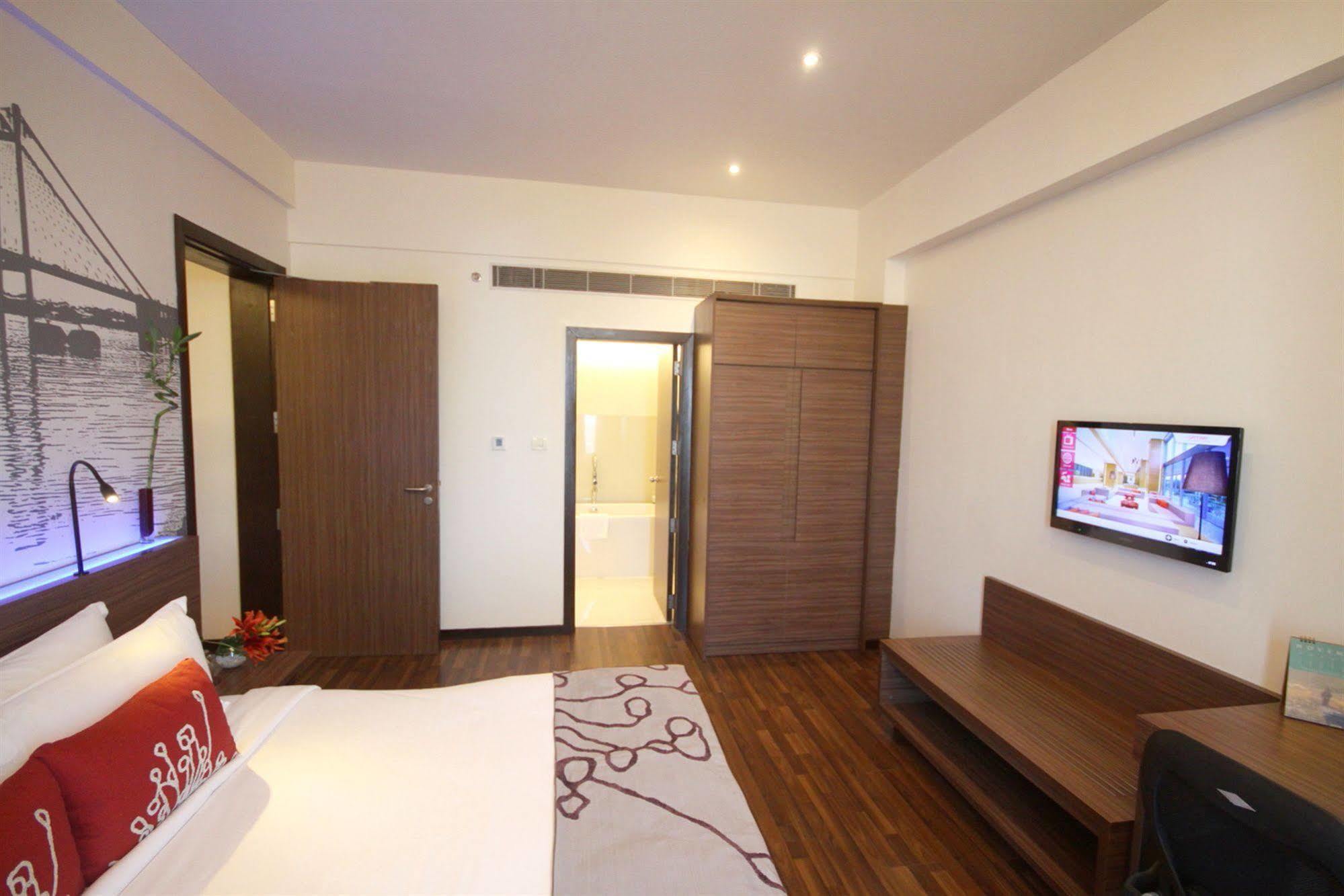 Vivanta Kolkata Em Bypass Exteriör bild Deluxe Room